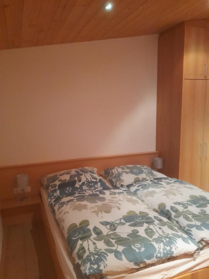 Haus Hotz Apart Talblick Grins Exterior foto